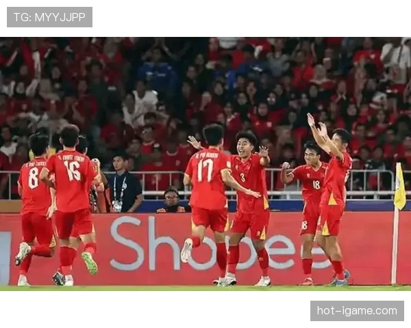 越南队强势挺进亚洲杯八强，彰显新兴足球力量崛起