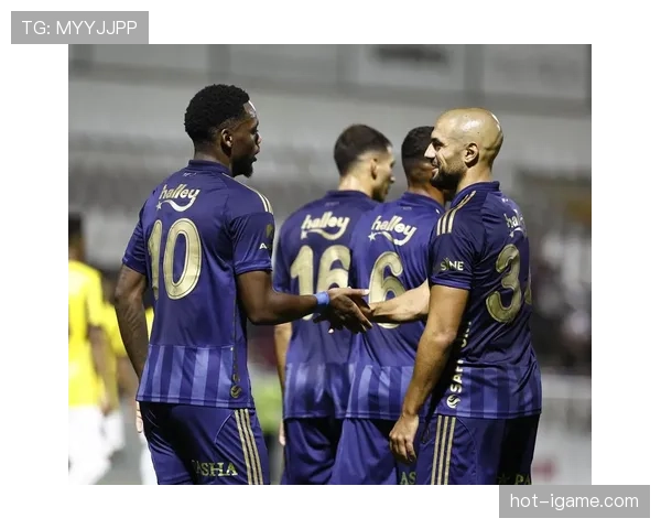 豪门哀歌！皇马战术“干尸化”，更衣室暗流涌动，穆里尼奥预言终将成真？